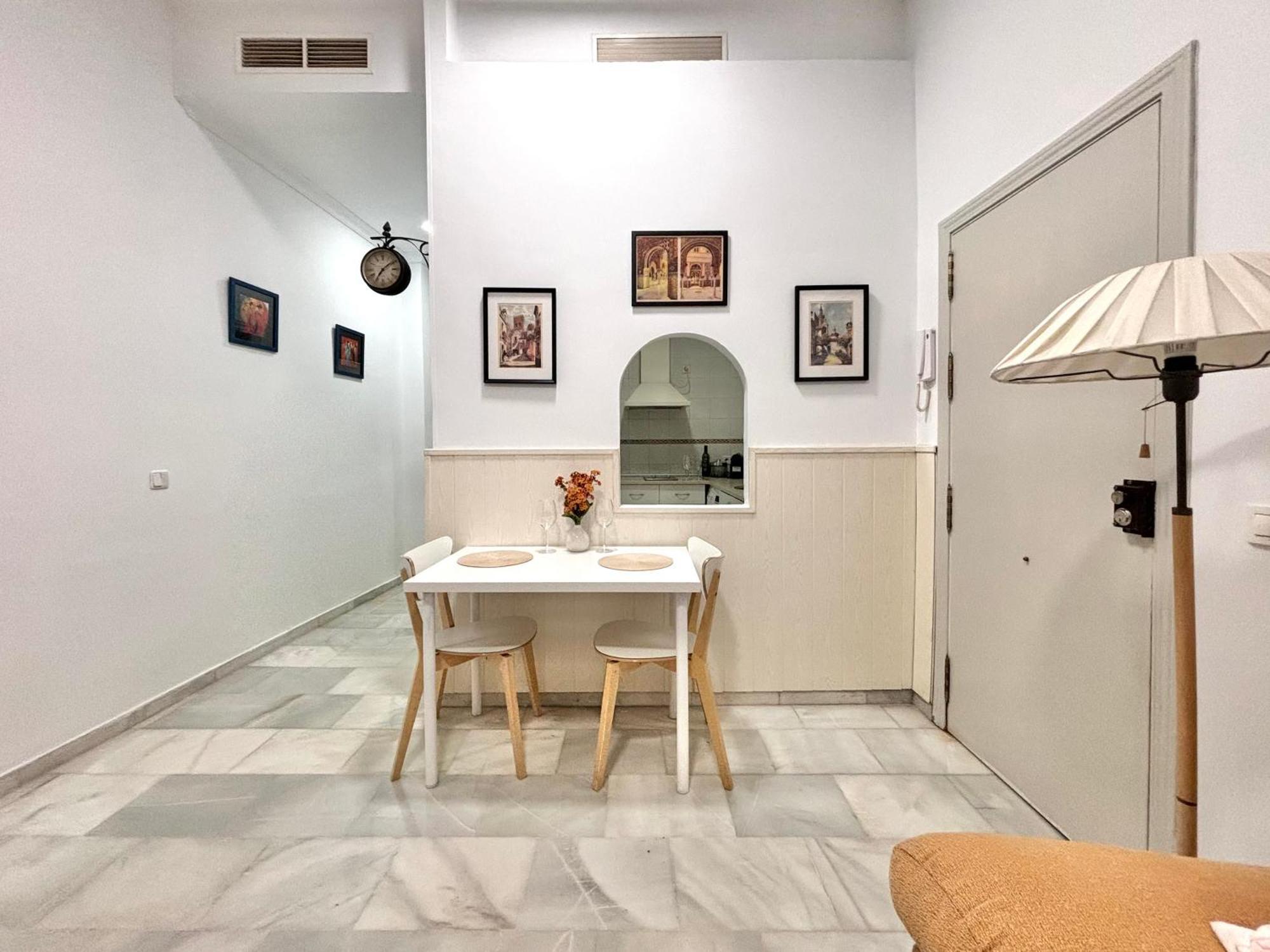 Apartmán El Reloj Del Viajero 2 Sevilla Exteriér fotografie